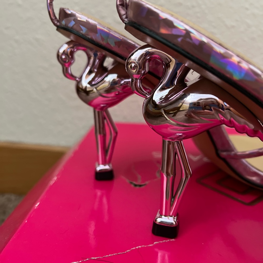 Flamingo heels